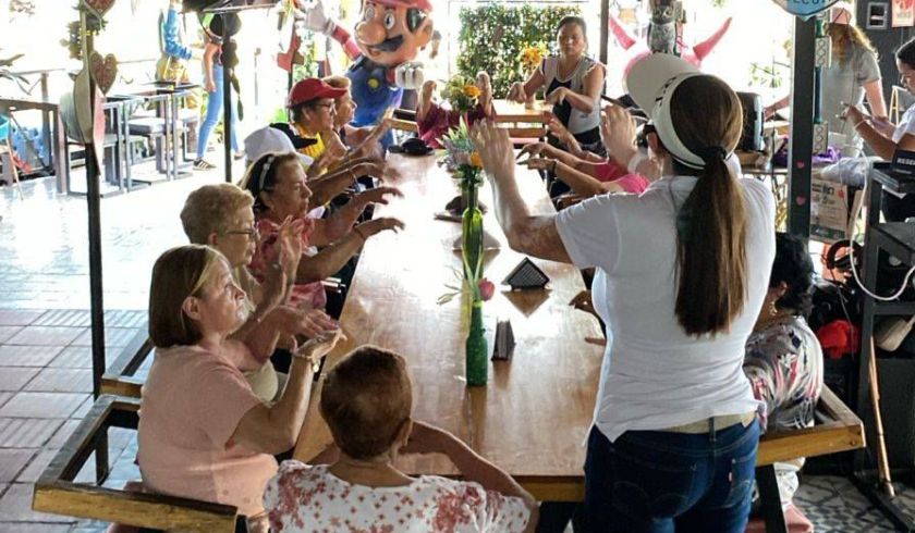 Socialización y Comunidad
